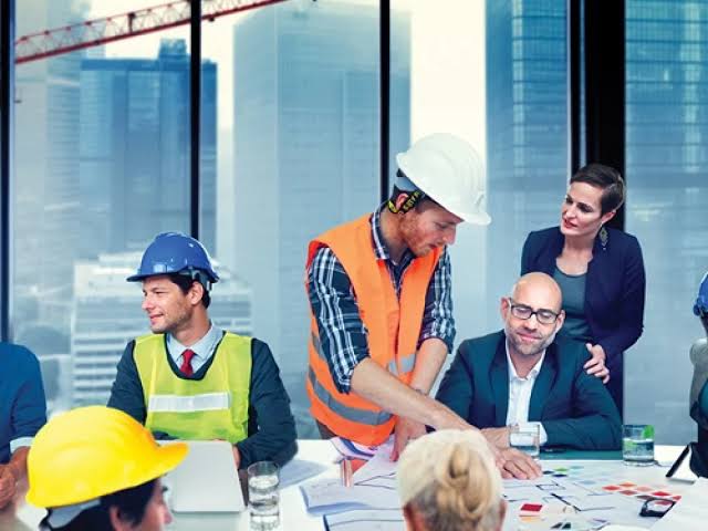 کارفرمای ساختمان کیست و کارفرمایی چیست؟